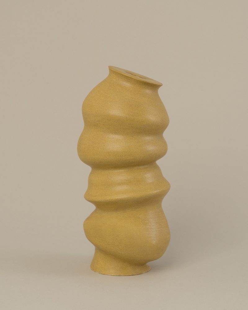 Dark Ocre Movement Candlestick